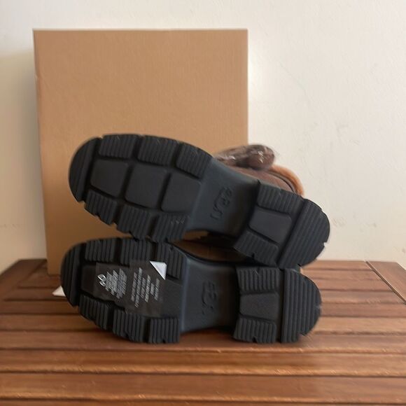 UGG Ashton Addie Boots Dark Earth USA Women Size 6.5/UK 4.5/EU 37.5 - Picture 8 of 13